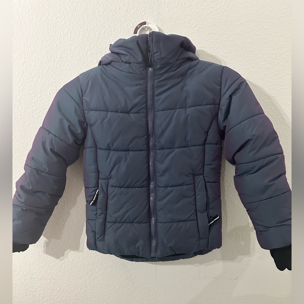Girl’s size s/xs coat.  Used in good condition
